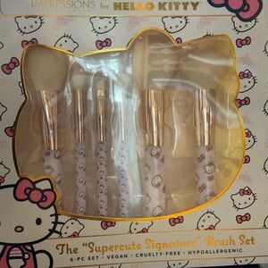 Hello Kitty Supercute Signature Brush Set - Pink and Gold